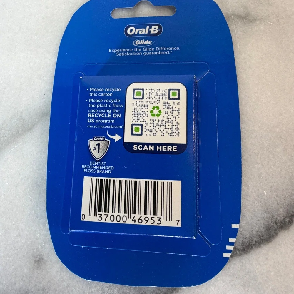 Oral-B Glide Pro-Health Original Floss 54.6 Yd 50m Shred Resistant Smooth White